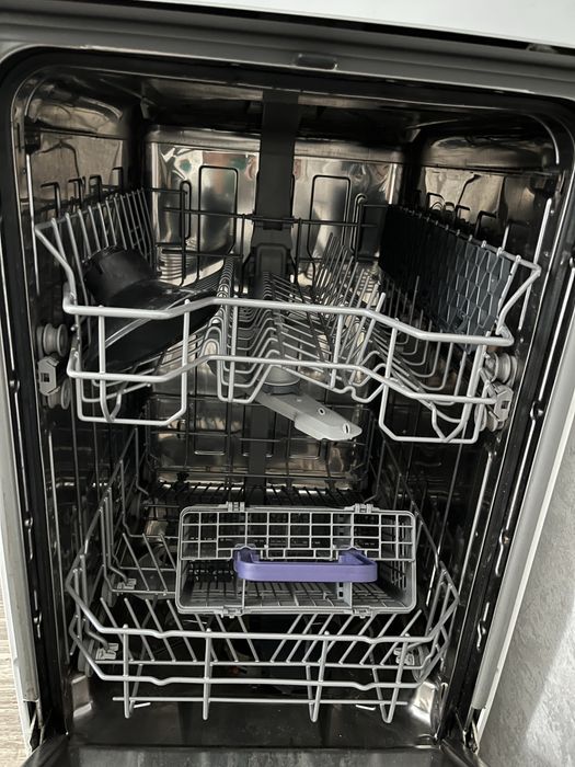 Продается посудомоечная машина