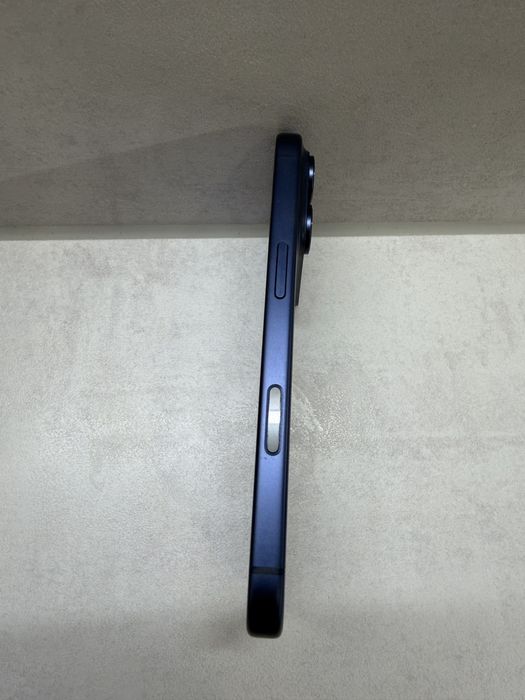 iPhone 17 Pro 256GB Deep Blue 100% Battery Health