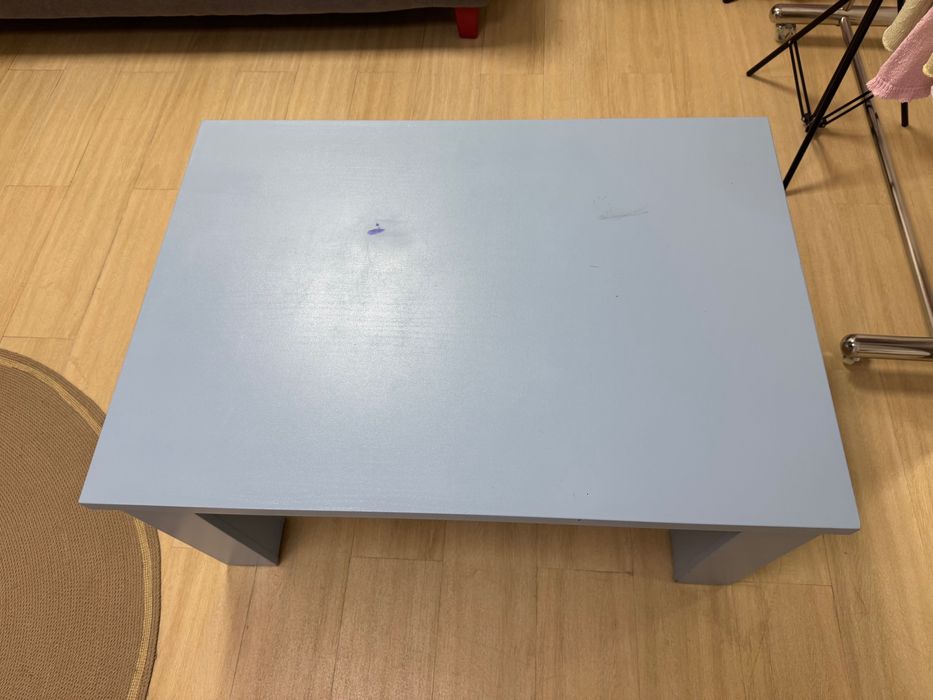 Журнальный столик