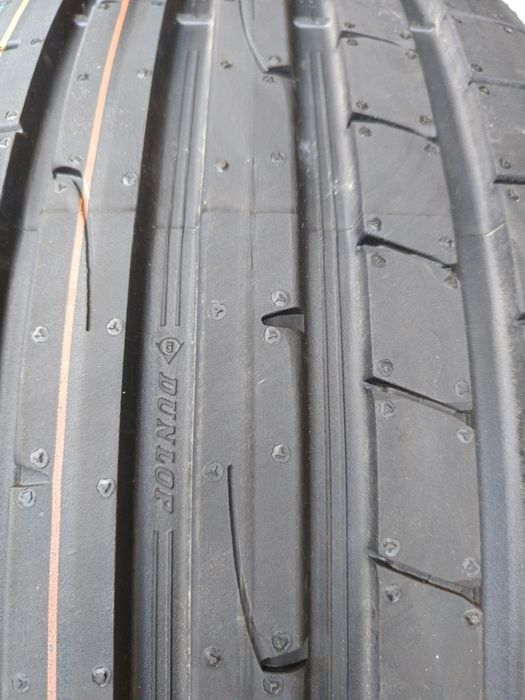 Летни гуми 235/55/17ц.Dunlop