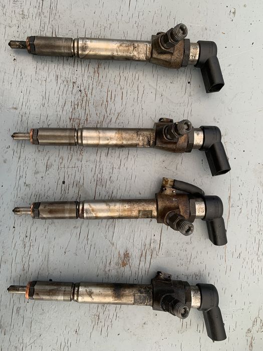 Injectoare renault megan  1.5 dci H8200294788