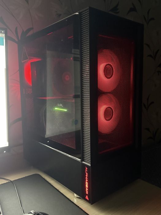 Vand setup COMPLET de high gaming: 5060+ i7 14700F 32GB DDR5