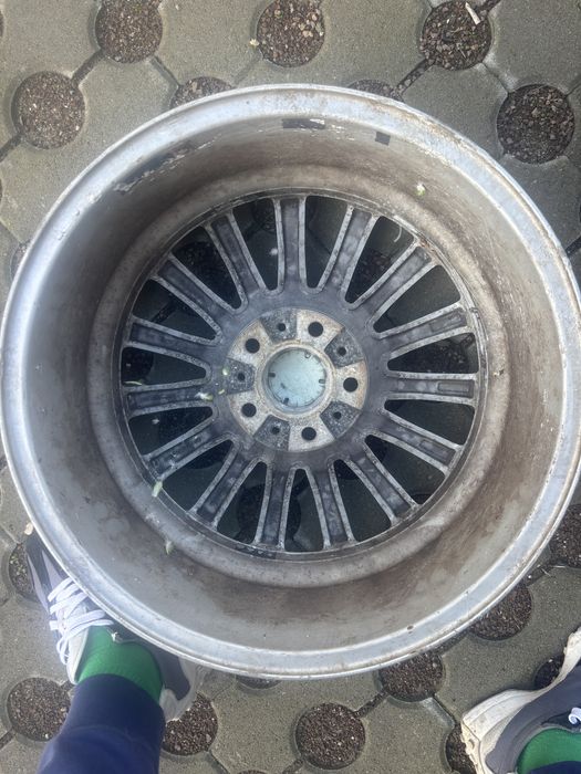 Един брой джанта 5х120 18