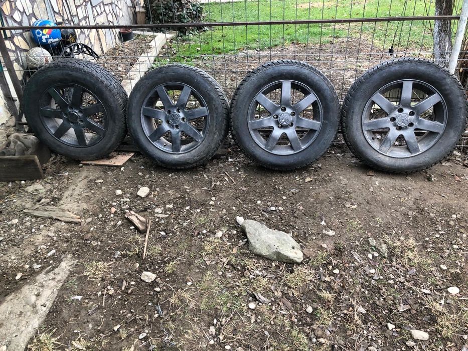 Jante R15 + cauciucuri de iarna