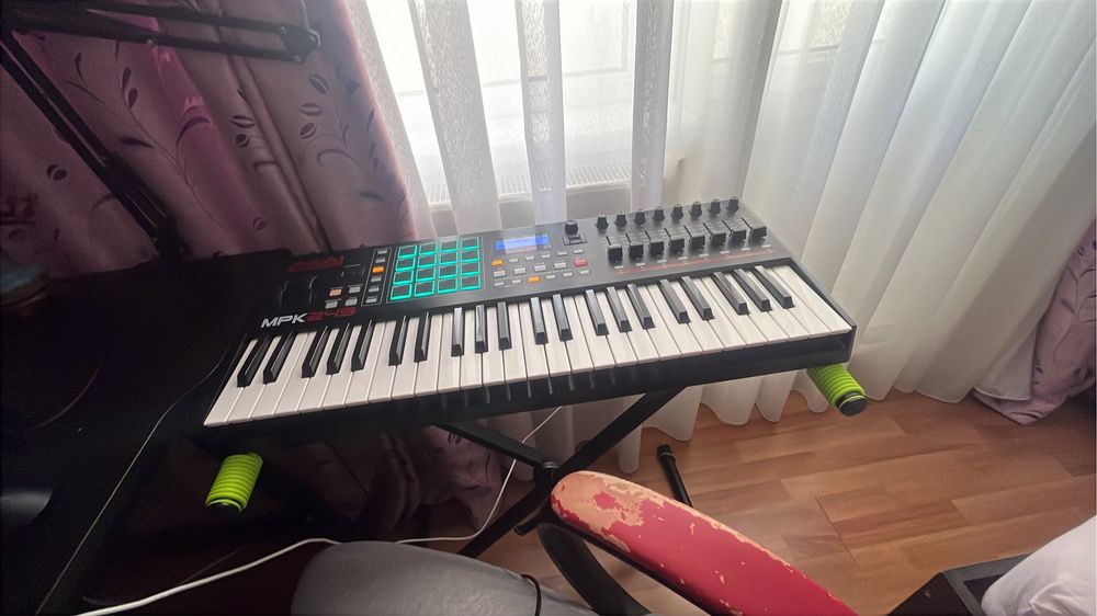 Clapa midi AKAI MPK249 + Stand pentru clapa
