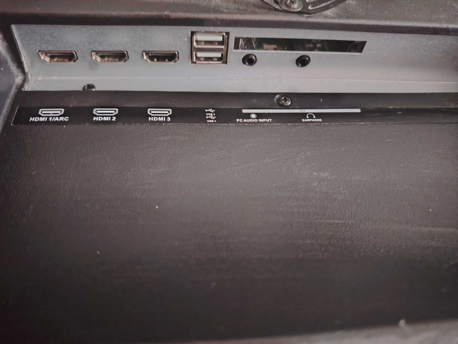 LED Телевизор Arielli 50' 4KUHD