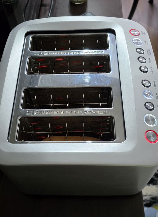 Prăjitor pâine Sage the smart toast