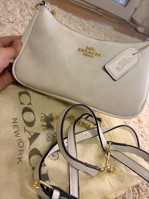 Geanta alba coach