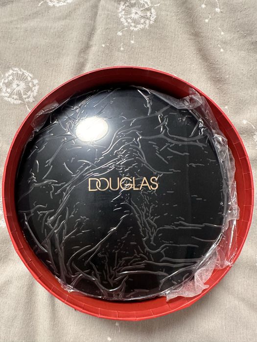 Douglas Star Palette