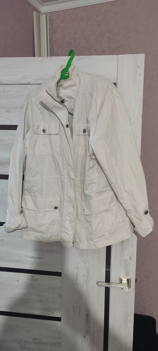 Продам не дорого.осень зима