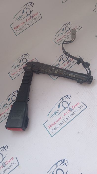 teaca cu pretensioner stanga bmw e90