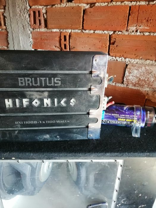 Бас каса  с усилвател  всичко заедно се продава