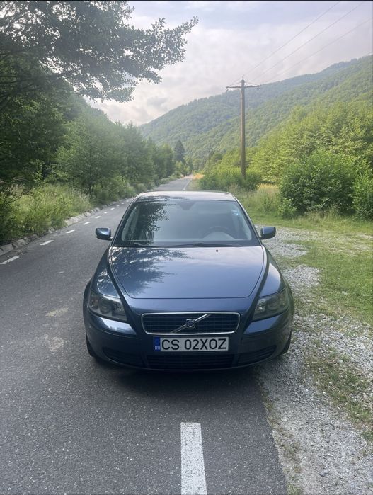 VOLVO S40