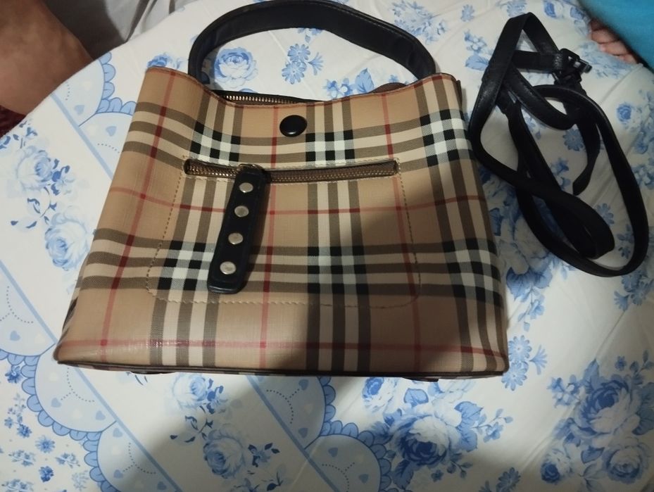 Продам женскую сумку