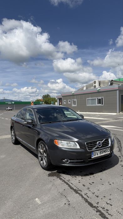 Volvo S80 2.4