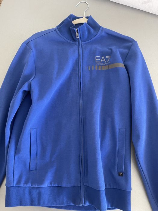 Ea7 суичер, S/M размер