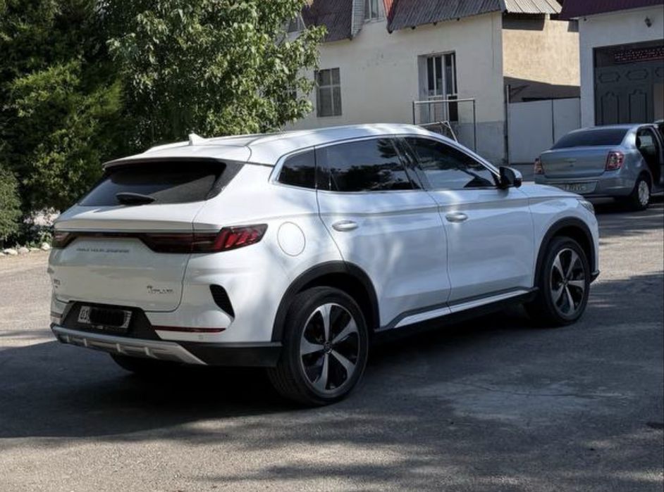 Накд/Бартер/Аренда BYD Song Plyus 2023 йил,  11 ой Тонировка.