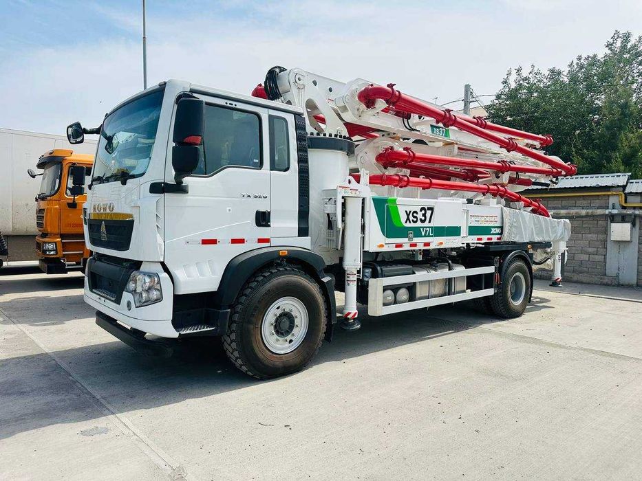 Автобетононасос XCMG XS37