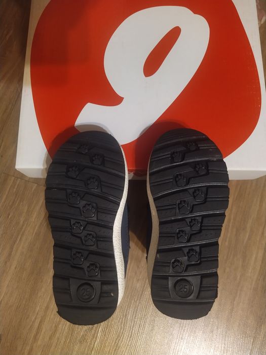 Детски апрески Garvalin