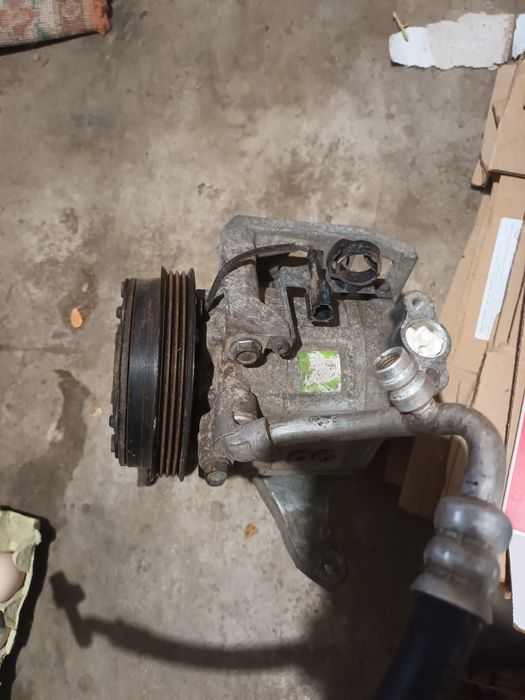 Компресор от климатик на субару форестер 2.5хт.