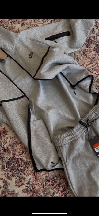 tech fleece серый