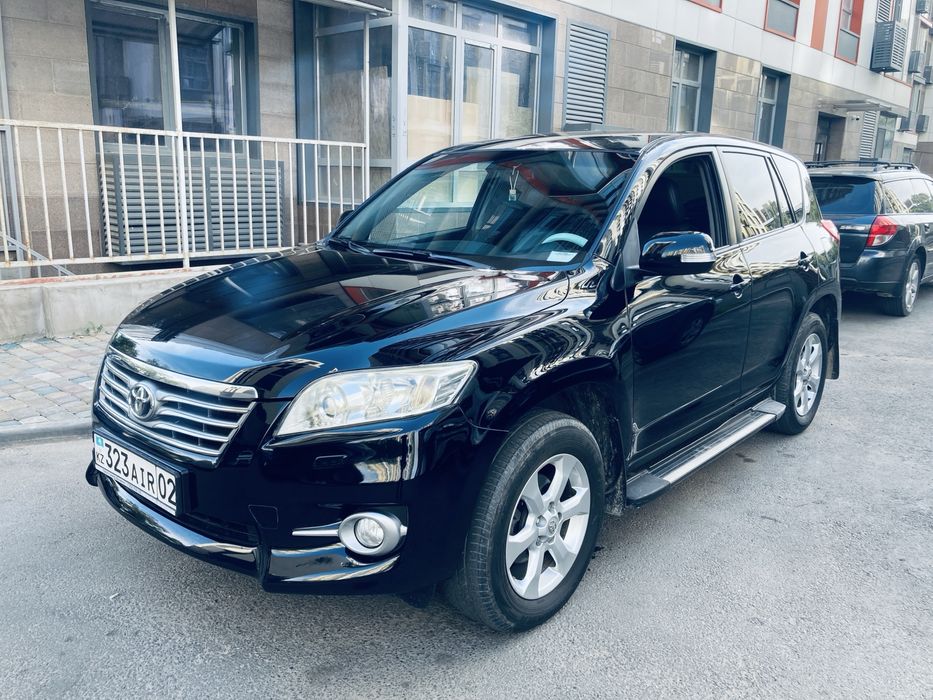 Автомобиль тоета