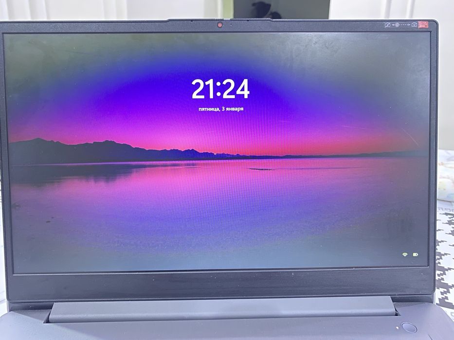 Ноутбук Lenova IdeaPad 17дюм