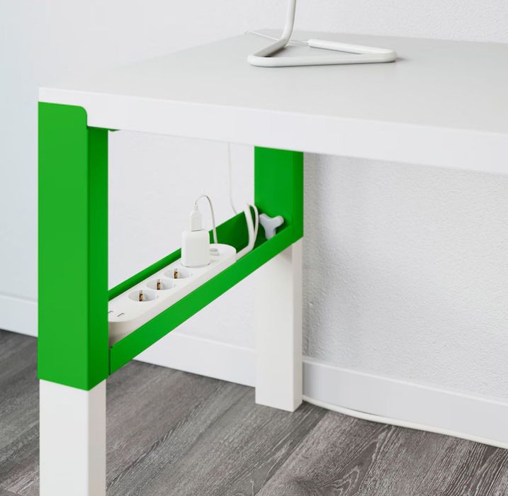 Бюро за детска стая PAHL от ИКЕА