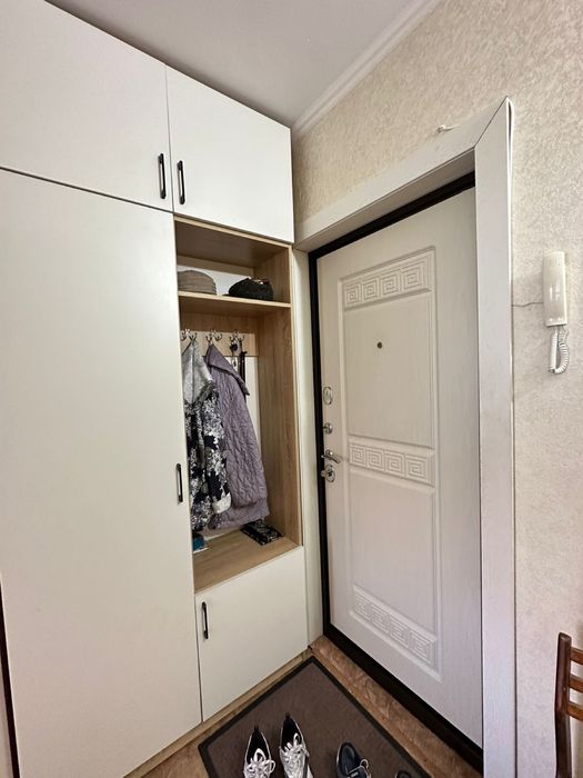 Продам 2 х ком Караван
