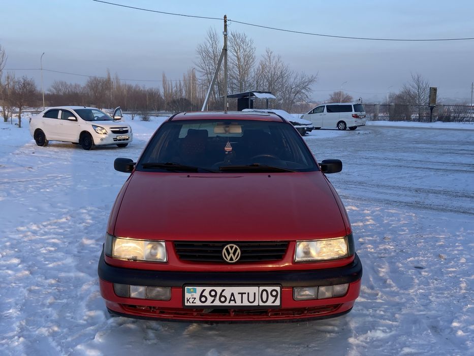 Passat b4 1995 год 1.8 моно