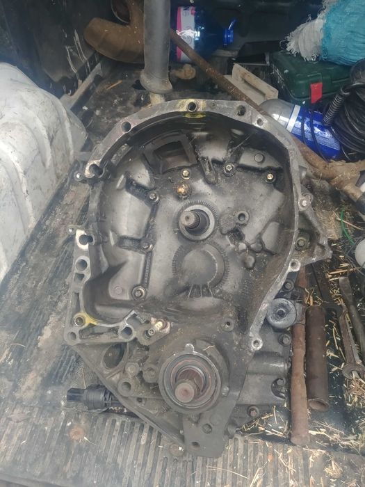 Скоростна кутия рено канго 1,9 DTI 2000.г