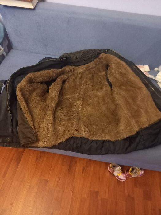 Продам кожаную куртку