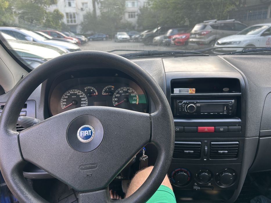 Vand fiat albea