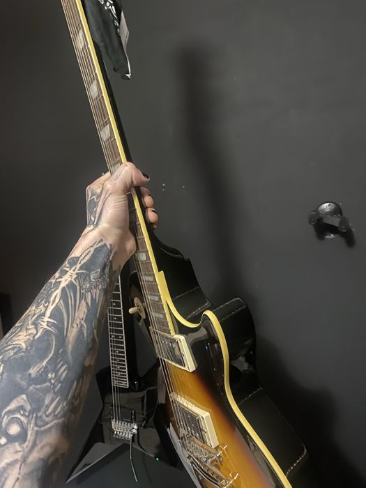 продам электрогитару epiphone