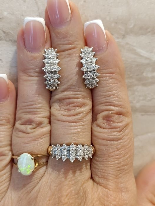 Кольцо и серьги с бриллиантами