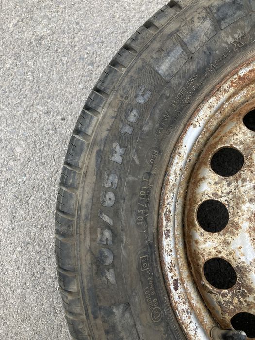 205/65/16 MISHELIN MERCEDES Speinter-Vito