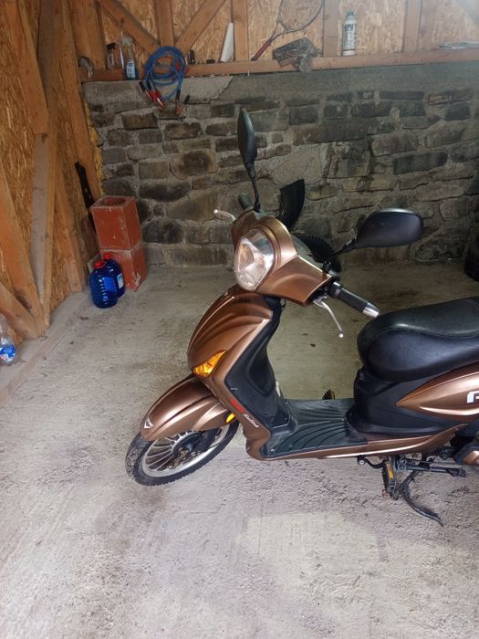Scuter electric de vanzare
