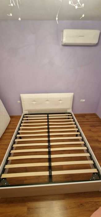 Бяла спалня 160×200