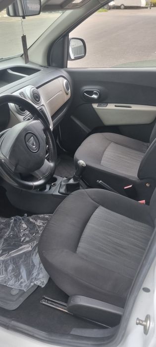 Dacia Dokker 5 locuri  România