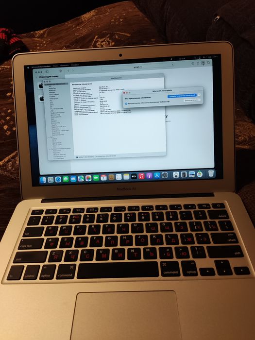 Айпад  Mac. Book Air. Память 128гб, ОЗУ 4гб.DDR3.