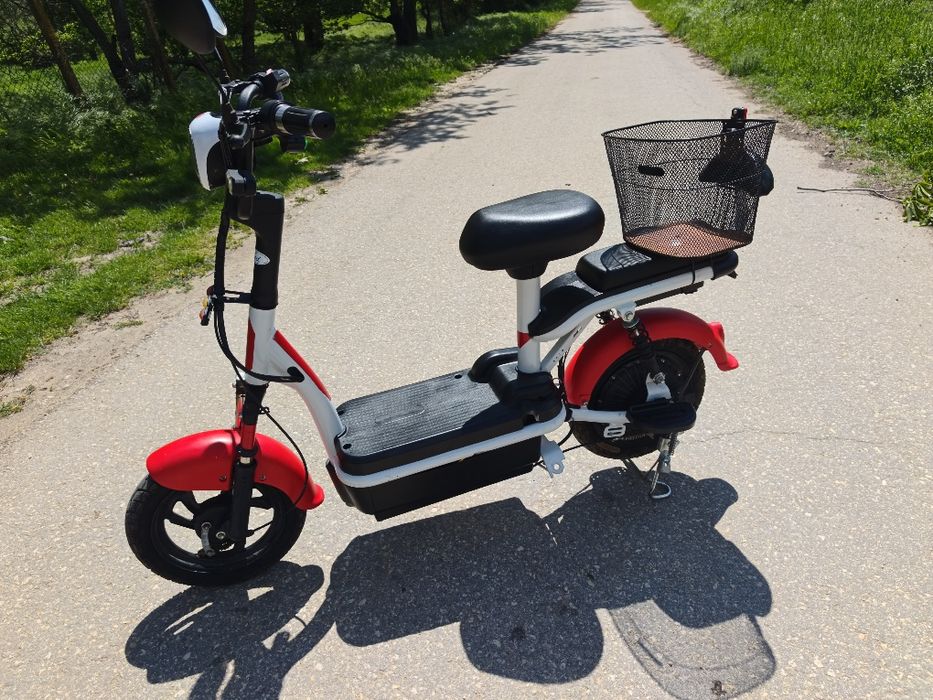Електрически скутер EcoWay B13, 350W, двуместен, 35 km/h