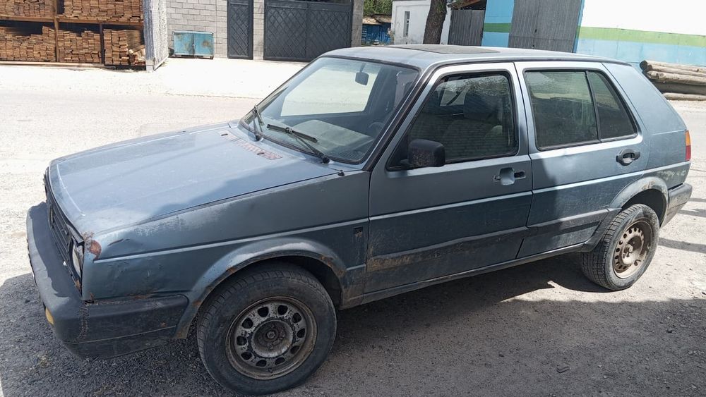 Продам машину Гольф 2