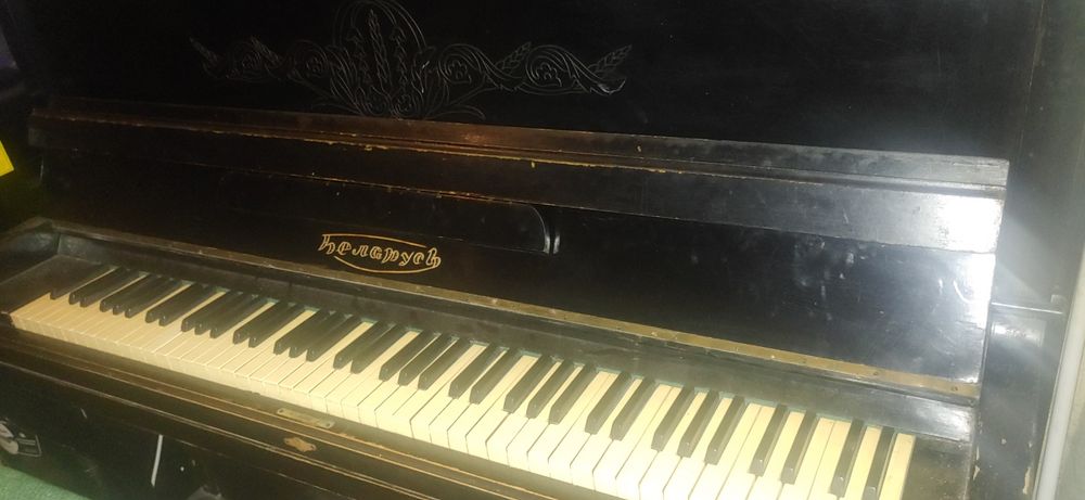 Продаю    Пианино