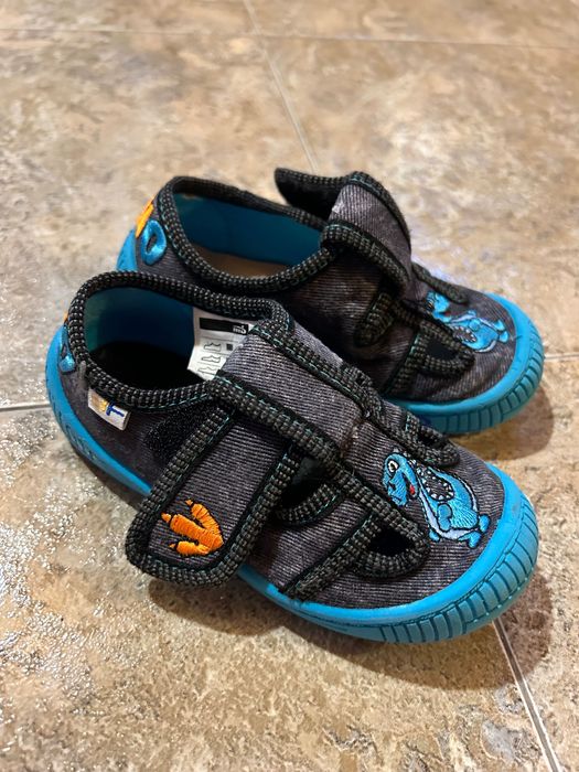 Пантофи за момче и момиче