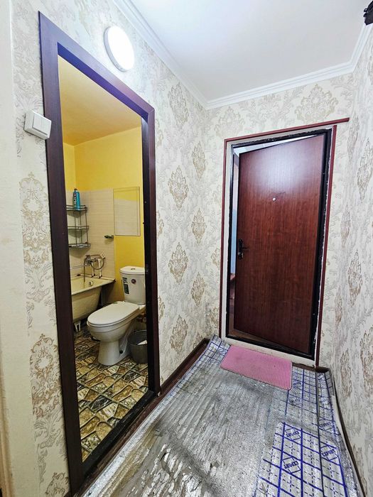 Широткада катта йулнинг буйида 2 хонали 3 хонага мосласа булади