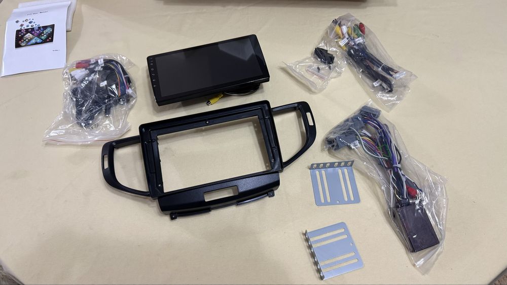 Продавам Навигация / Мултимедия за Honda Accord 8 - ЧИСТО НОВА