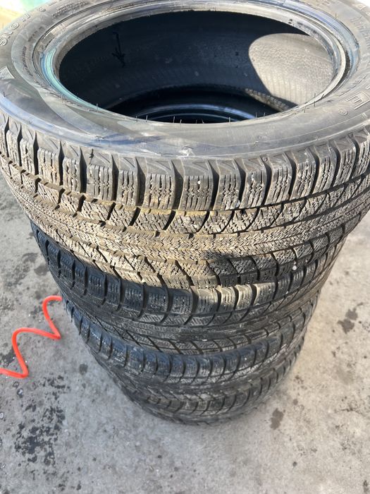 Зимний шины 235/55/17