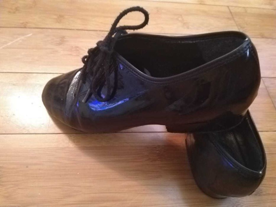 Обувки за стандартни танци 40 номер.