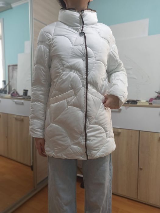 Куртка новая, белая