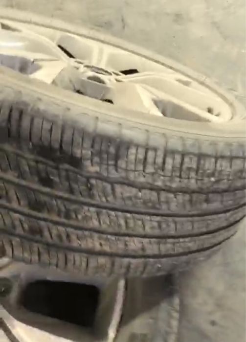 Шины летние б/у 245/50/20 мишлен